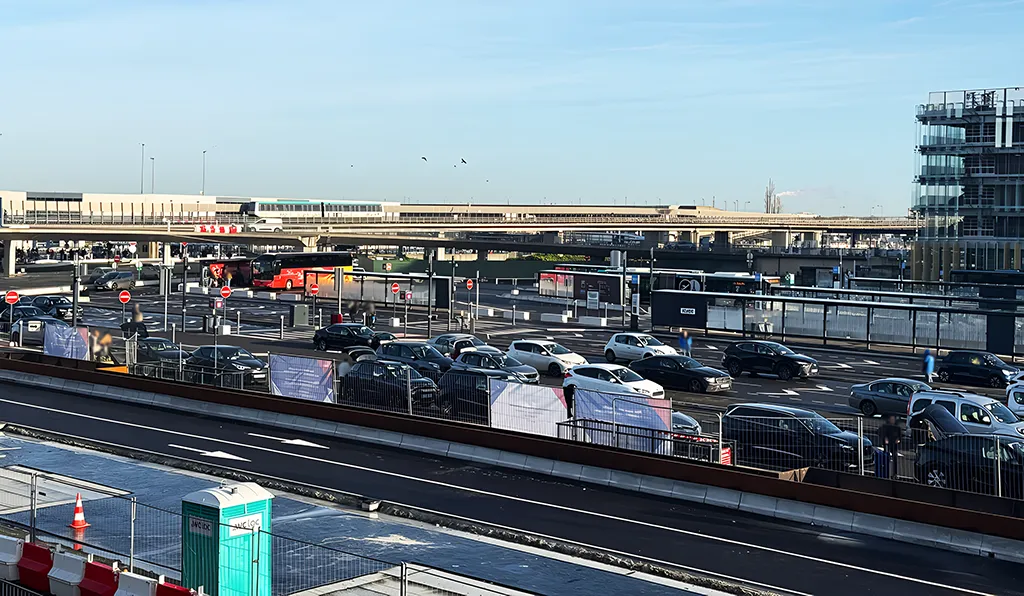 Véhicule léger Parking Aéroport Orly