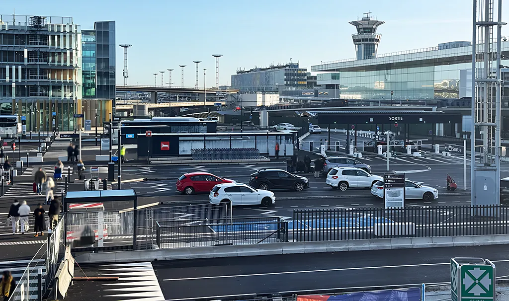Véhicule léger Parking Aéroport Orly